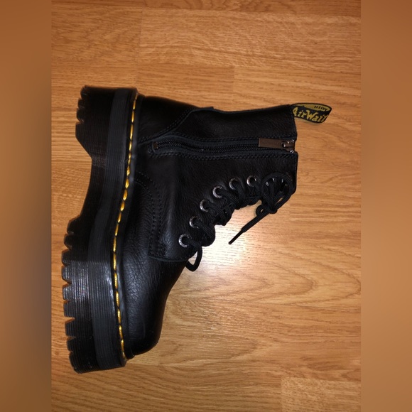 'Jadon' Boot
DR. MARTENS - Picture 5 of 16